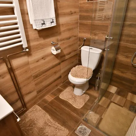 Brvnara Mont Holiday home *