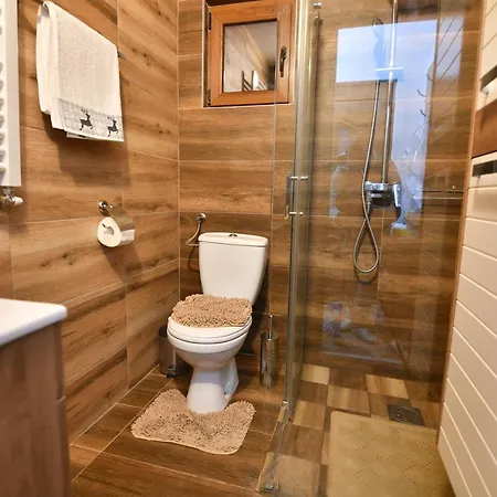 Brvnara Mont Holiday home